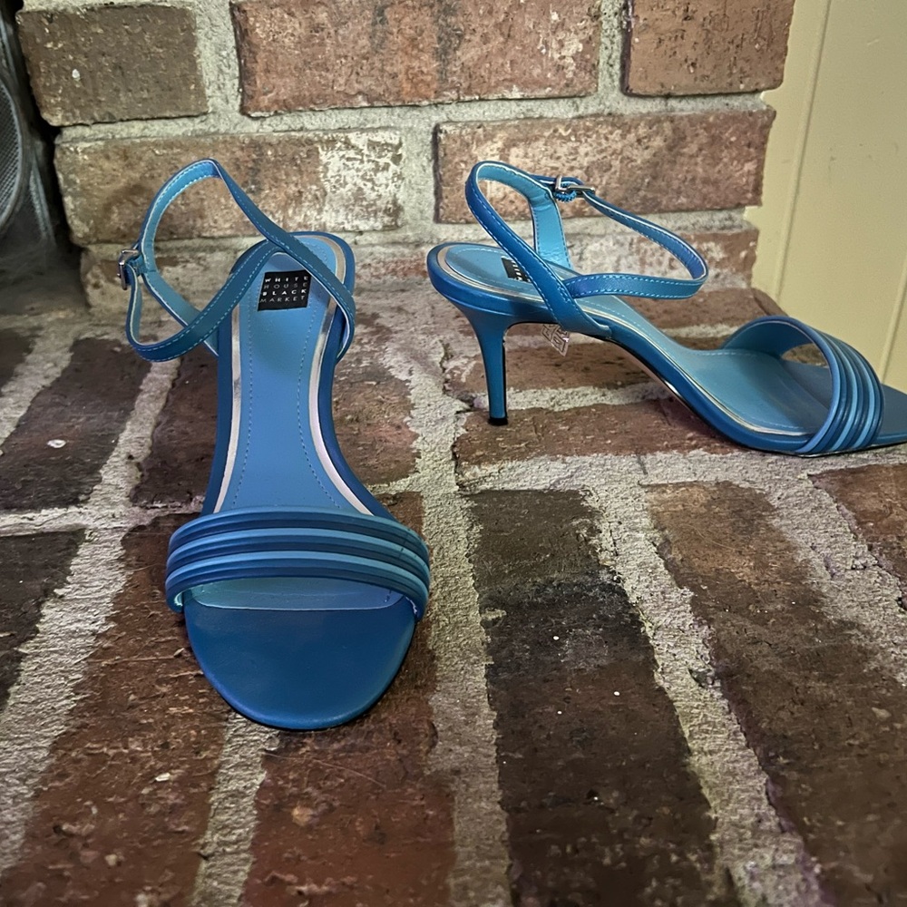 Two tone blue heels. Very comfortable!